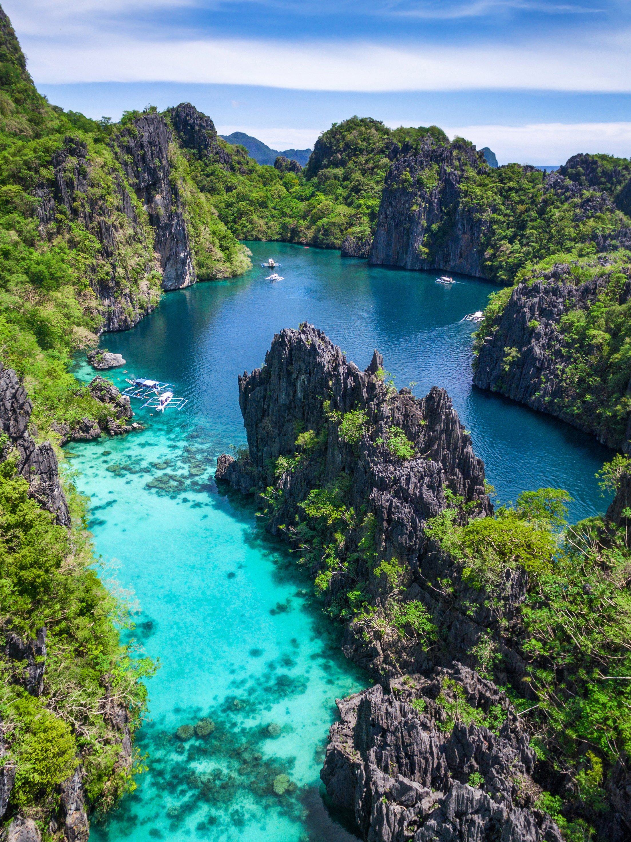 Image of a lagoon in the Philippines