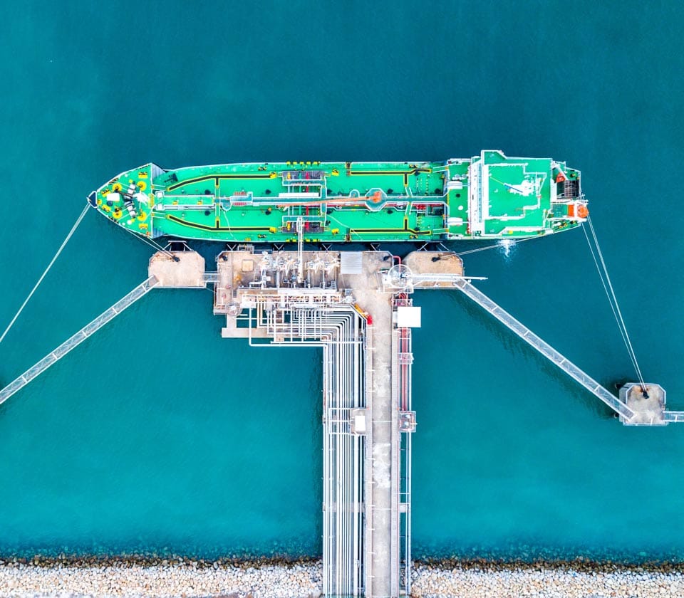lng-overhead